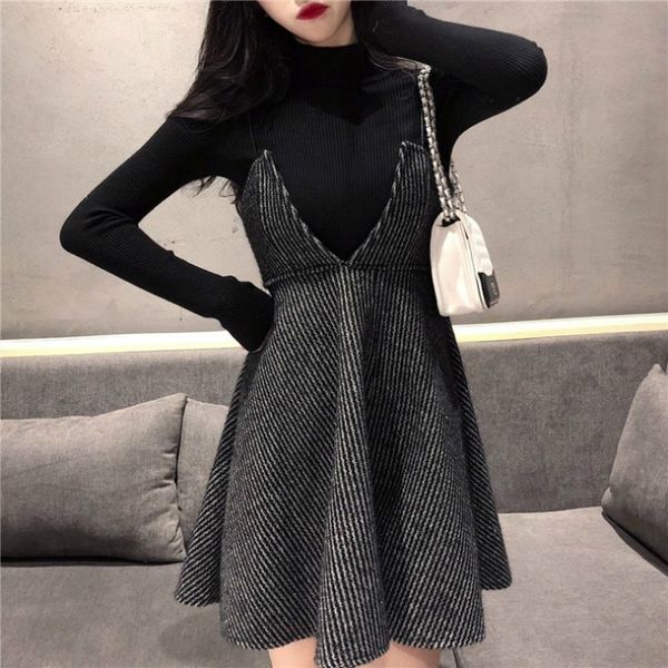 2021 new women sweet long sleeve knitted sweater 9pu9, Black;gray
2021 new women sweet long sleeve knitted sweater 9pu9, Black;gray