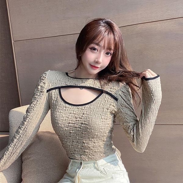 new style in autumn and winter 2021, hong kong style cotton elastic t-shirt, stitching hollowed out jacket for women, White
new style in autumn and winter 2021, hong kong style cotton elastic t-shirt, stitching hollowed out jacket for women, White