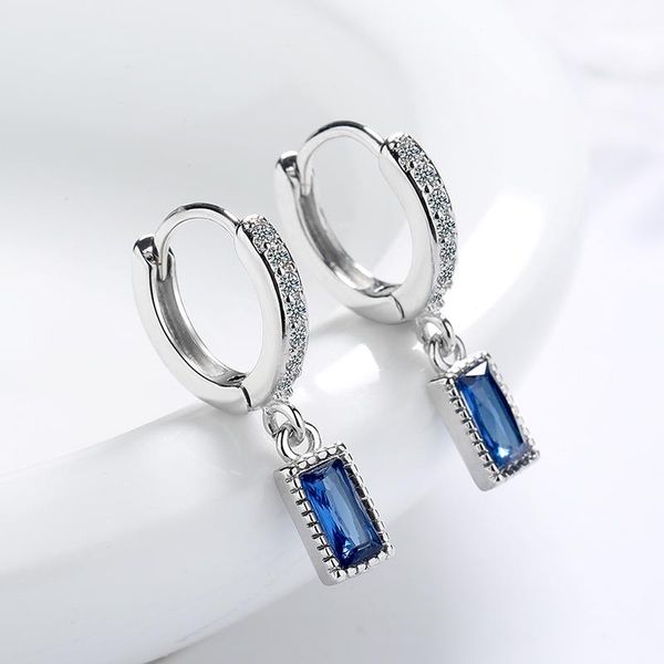 fashion korean blue square crystal earrings for women luxury cubic zircon silver color drop earring oorbellen brincos 2021
fashion korean blue square crystal earrings for women luxury cubic zircon silver color drop earring oorbellen brincos 2021