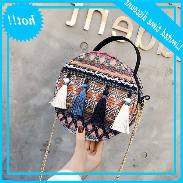 ins super fire women's 2019 new style chaoshengshi portable chain small round bag tassel
ins super fire women's 2019 new style chaoshengshi portable chain small round bag tassel