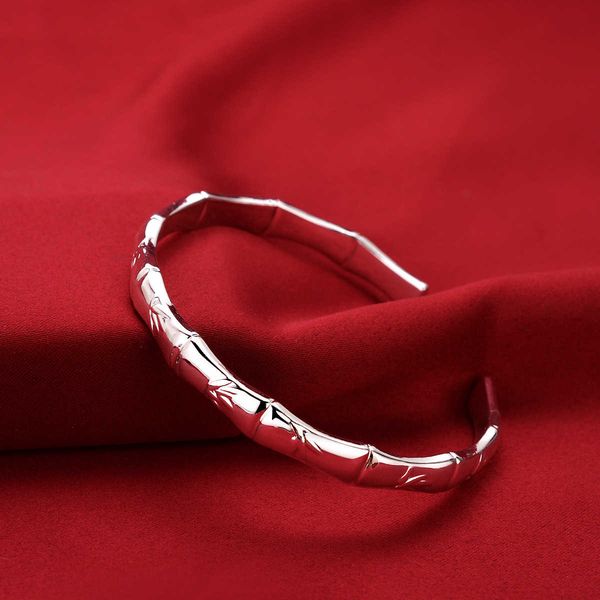 women's simple rising by step copper plated bamboo bracelet silver jewelry, Slivery;golden
women's simple rising by step copper plated bamboo bracelet silver jewelry, Slivery;golden
