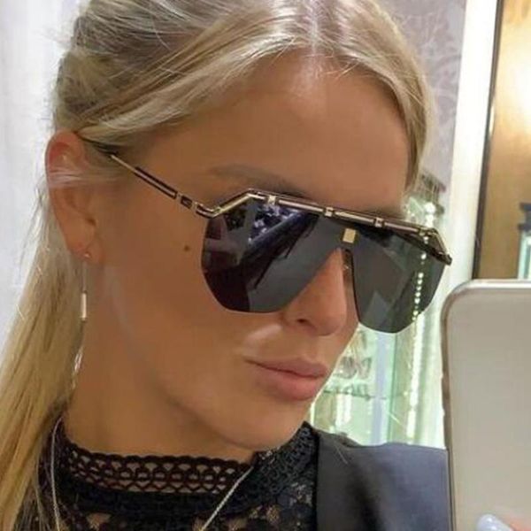 sunglasses luxury square women 2021 brand designer retro frameless sun glasses oversize gradient men goggles shades uv400, White;black
sunglasses luxury square women 2021 brand designer retro frameless sun glasses oversize gradient men goggles shades uv400, White;black