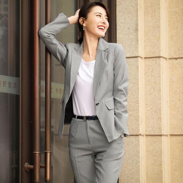 women's suits & blazers women's suit 2021 autumn fashion temperament casual striped single button small trousers two-piece1, White;black
women's suits & blazers women's suit 2021 autumn fashion temperament casual striped single button small trousers two-piece1, White;black