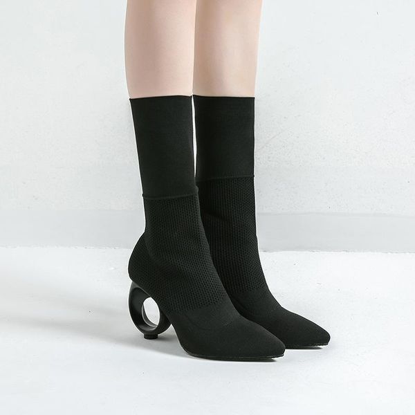 2020 trendy design stretch sock boots ankle long strange fretwork heels pointy knitted boots mid-tube elastic, Black
2020 trendy design stretch sock boots ankle long strange fretwork heels pointy knitted boots mid-tube elastic, Black