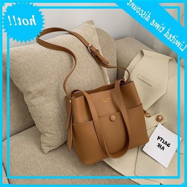foreign style women's small new fashion net in spring and summer of 2020 red bucket korean cross shoulder bag
foreign style women's small new fashion net in spring and summer of 2020 red bucket korean cross shoulder bag