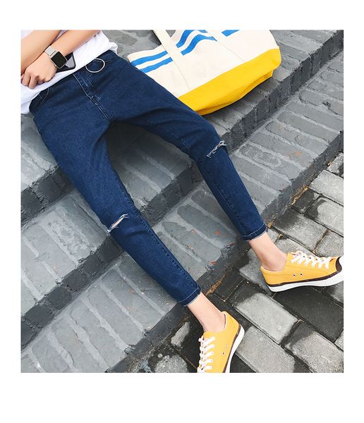 the blue hole elastic jeans, leisure pants pants of the cultivate one's morality feet young man students han edition popular logo
the blue hole elastic jeans, leisure pants pants of the cultivate one's morality feet young man students han edition popular logo