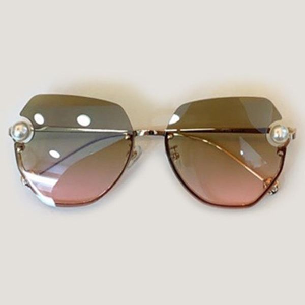 2020 new design women sunglasses fashion trend with pearl sun glasses ladies uv400 gradient gafas de sol mujer, White;black
2020 new design women sunglasses fashion trend with pearl sun glasses ladies uv400 gradient gafas de sol mujer, White;black
