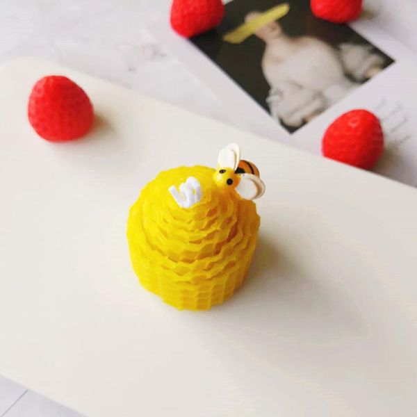 1pcs aromatherapy candle creative bee candles scented candles for home deskdecoration handmade wax long lasting h jlltus
1pcs aromatherapy candle creative bee candles scented candles for home deskdecoration handmade wax long lasting h jlltus