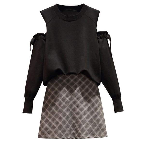 women's tracksuits big yards 2021 winter korea fashion womean knitting black sweater plaid skirt two pcs clothing set leisure suits out, Gray
women's tracksuits big yards 2021 winter korea fashion womean knitting black sweater plaid skirt two pcs clothing set leisure suits out, Gray