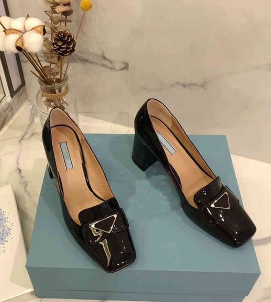 luxury big fashion designer height 7.0cm nude large sole high heels with black silver wedding bottoming shoes women's square head
luxury big fashion designer height 7.0cm nude large sole high heels with black silver wedding bottoming shoes women's square head