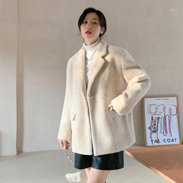 quality 2020 korean autumn and winter new style simple fashion with waist bag imitation fur coat female w1281, Black
quality 2020 korean autumn and winter new style simple fashion with waist bag imitation fur coat female w1281, Black