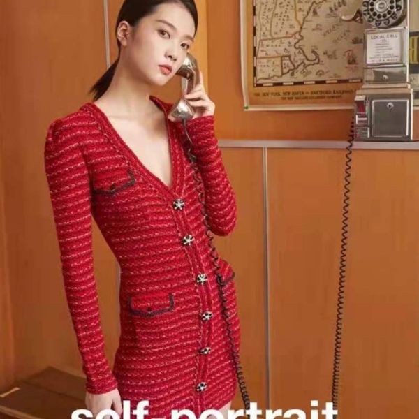 530 2020 runway dress brand same style dress v neck womens clothes luxury fashion dress fengyi, Black
530 2020 runway dress brand same style dress v neck womens clothes luxury fashion dress fengyi, Black