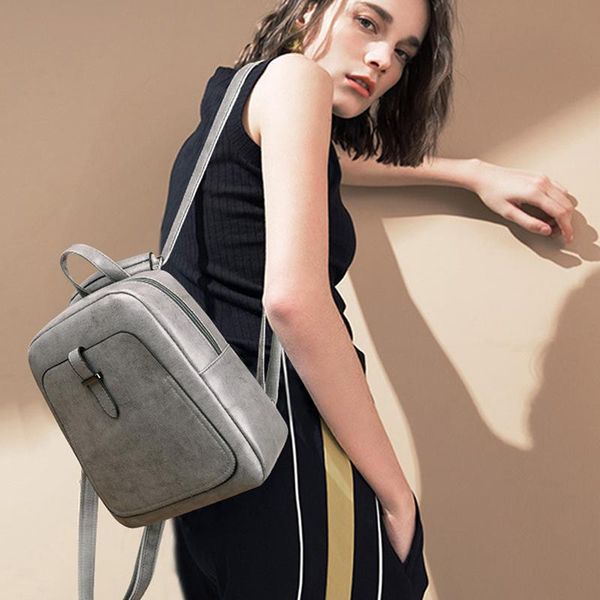 retro women backpack school bags for teenager girls leather school backpack for women large capacity mochila shoulder bag
retro women backpack school bags for teenager girls leather school backpack for women large capacity mochila shoulder bag