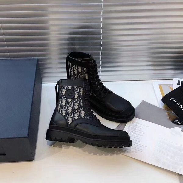 designer luxury camping boots women' fashion luxury cowhide martin boots high-quality brand-name boots women' shoes warm winter, Black;grey
designer luxury camping boots women' fashion luxury cowhide martin boots high-quality brand-name boots women' shoes warm winter, Black;grey