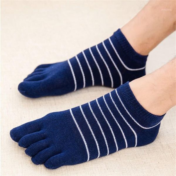 3 pairs summer gentlemen's five finger socks men cotton short low ankle boat socks 5 toed stripe1, Black
3 pairs summer gentlemen's five finger socks men cotton short low ankle boat socks 5 toed stripe1, Black