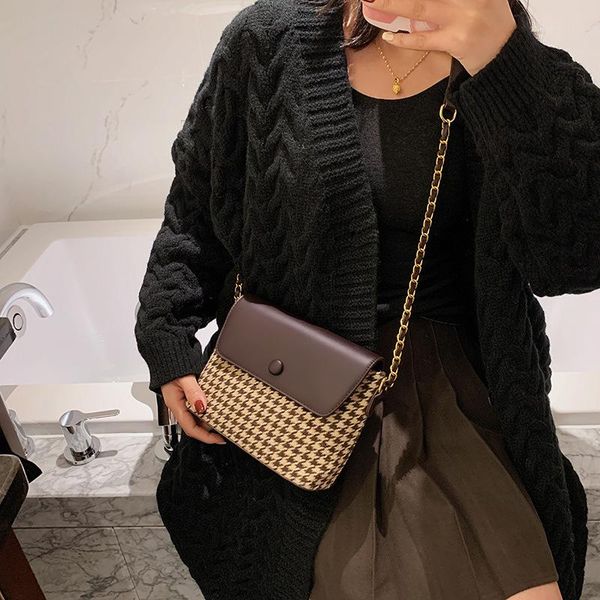 cross body 2021 net red check season fashion versatile retro contrast small square bag single shoulder messenger
cross body 2021 net red check season fashion versatile retro contrast small square bag single shoulder messenger