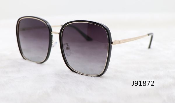 new fashion in 2020 91872 korean polarized and colorful sunglasses, White;black 
new fashion in 2020 91872 korean polarized and colorful sunglasses, White;black