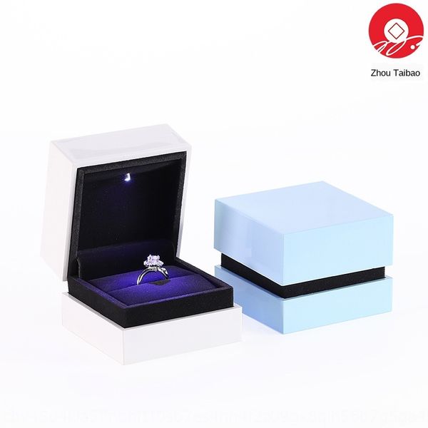 zhou paint high ring piano taibao pendant light jewelry led light i box the same jewelry pendant box ring do universal zbcds, Black;white
zhou paint high ring piano taibao pendant light jewelry led light i box the same jewelry pendant box ring do universal zbcds, Black;white