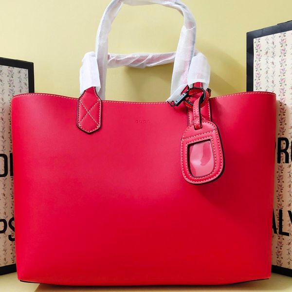 classic double sided totes for women crossbody chest desginers shoulder bags ladies handbags size:38x28x12cm
classic double sided totes for women crossbody chest desginers shoulder bags ladies handbags size:38x28x12cm