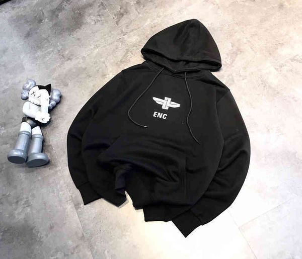 2022 factory wholesale new model black lock letter printed hooded sweater women's spring and autumn thickened terry long sleeve couple
2022 factory wholesale new model black lock letter printed hooded sweater women's spring and autumn thickened terry long sleeve couple