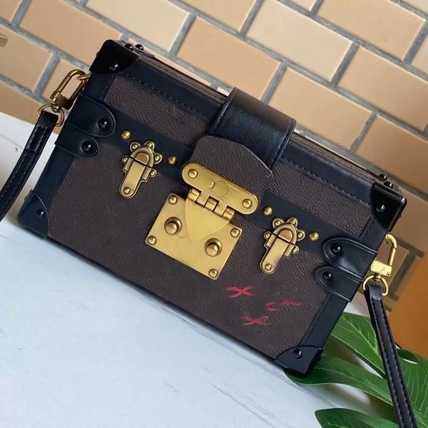 classic mini trunk bag canvas leather women handbag purse old flower crossbody bag petite malle shoulder bag magnetic hasp box bags clutch, Black;red
classic mini trunk bag canvas leather women handbag purse old flower crossbody bag petite malle shoulder bag magnetic hasp box bags clutch, Black;red