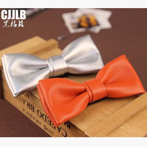 neck ties 2021 bowties classic pu pattern leather orange silver butterfly wedding party bowtie solid color noble bow tie1, Blue;purple
neck ties 2021 bowties classic pu pattern leather orange silver butterfly wedding party bowtie solid color noble bow tie1, Blue;purple
