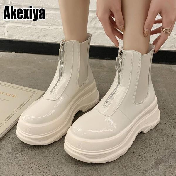 pu leather thick-heeled short boots women fashion black boots round toe short thick-soled front zipper ankle p203
pu leather thick-heeled short boots women fashion black boots round toe short thick-soled front zipper ankle p203