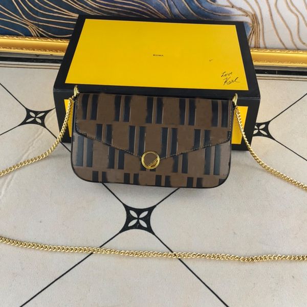 women flap crossbody bags shoulder zipper bag small three piece geometric flip mini handbag black leather package with snap, Black;red
women flap crossbody bags shoulder zipper bag small three piece geometric flip mini handbag black leather package with snap, Black;red