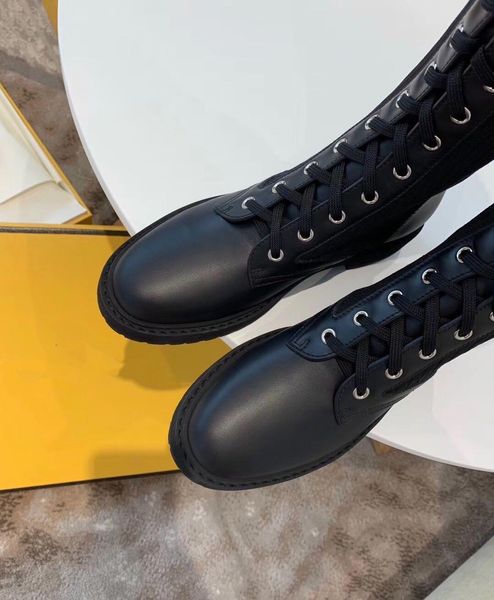 style elastic flying fabric martin boots matte texture cowhide wear-resisting velvet rubber outsole, Black
style elastic flying fabric martin boots matte texture cowhide wear-resisting velvet rubber outsole, Black