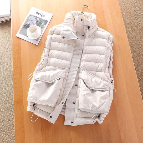 new women warm vest jacket winter stand collar zipper short duck down puffer coat female black vest korean waistcoat casacos
new women warm vest jacket winter stand collar zipper short duck down puffer coat female black vest korean waistcoat casacos
