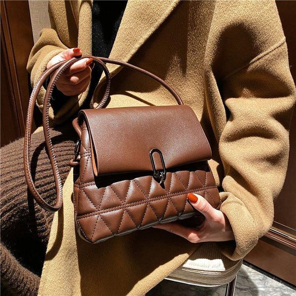 vintage design bags for women 2021 female black handbags shoulder ladies pu leather crossbody purses beautiful bags
vintage design bags for women 2021 female black handbags shoulder ladies pu leather crossbody purses beautiful bags