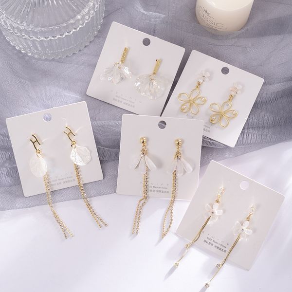2021 s925 silver needle pin new trendy temperament wild bougainvillea tassel long sweet lovely elegant chrisgift fashion 14k women earrings, Golden;silver
2021 s925 silver needle pin new trendy temperament wild bougainvillea tassel long sweet lovely elegant chrisgift fashion 14k women earrings, Golden;silver