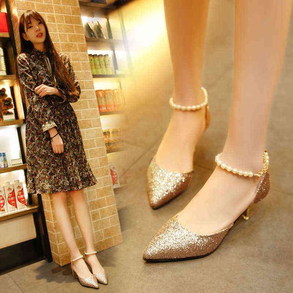 spring and summer fashion pointed hollow high heels women's thin heel middle heel one button toe sandals, Black
spring and summer fashion pointed hollow high heels women's thin heel middle heel one button toe sandals, Black