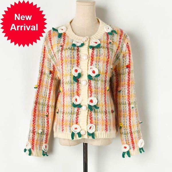 2021 new winter runway hook hand stereo thin embroidered flower sweet o-neck plaid vintage christmas sweater brand cardigans cwbj, White;black
2021 new winter runway hook hand stereo thin embroidered flower sweet o-neck plaid vintage christmas sweater brand cardigans cwbj, White;black