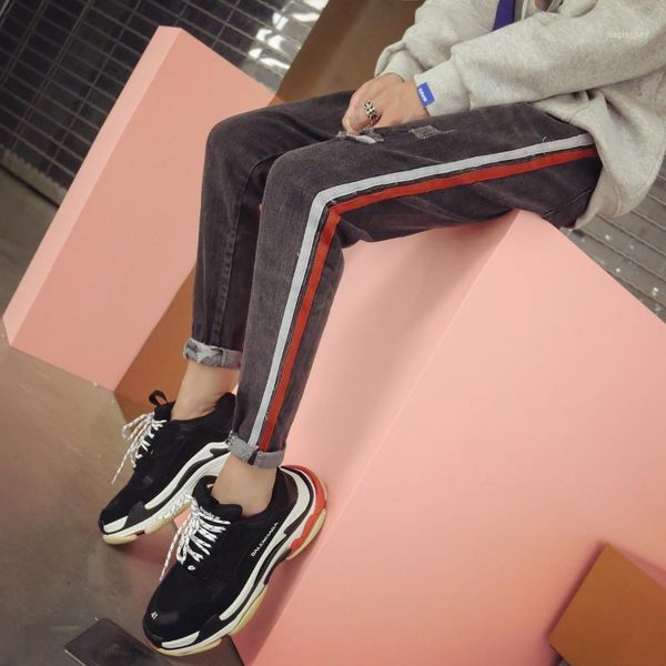 2020 winter men's japanese style pencil pants new weave bring decorate holes jeans casual washed trousers s-xl1, Blue
2020 winter men's japanese style pencil pants new weave bring decorate holes jeans casual washed trousers s-xl1, Blue