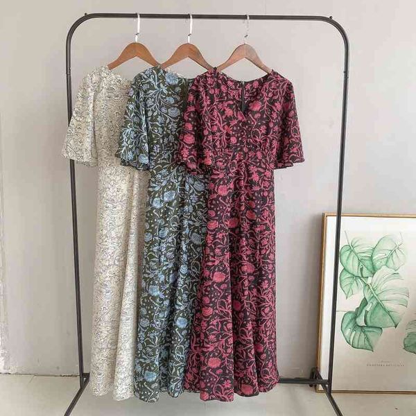 casual dresses v neck floral print high waist women dress elegant french style fresh vestidos chic button slim fit with camis clra, Black;gray
casual dresses v neck floral print high waist women dress elegant french style fresh vestidos chic button slim fit with camis clra, Black;gray