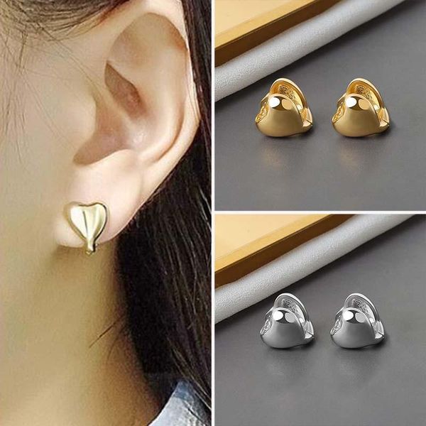 stud 2021 fashion simple heart-shaped high-quality earrings wild sweet and elegant temperament female cartilage, Golden;silver
stud 2021 fashion simple heart-shaped high-quality earrings wild sweet and elegant temperament female cartilage, Golden;silver