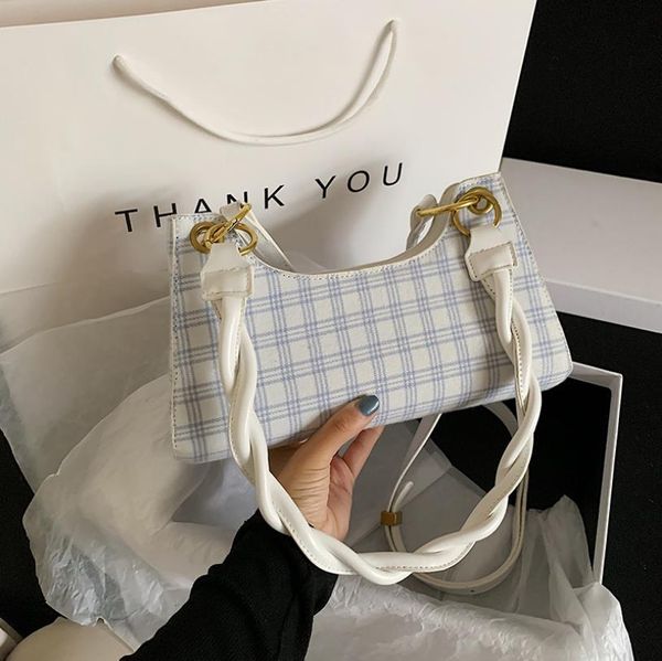 summer simple women handbag fashion versatile chain messenger bag woven shoulder underarm bag
summer simple women handbag fashion versatile chain messenger bag woven shoulder underarm bag