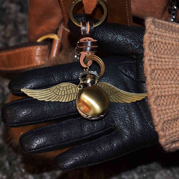 keychains leather key chain with angel wings, film, car and hbag accessories, mens womens gift jewelry, Silver
keychains leather key chain with angel wings, film, car and hbag accessories, mens womens gift jewelry, Silver