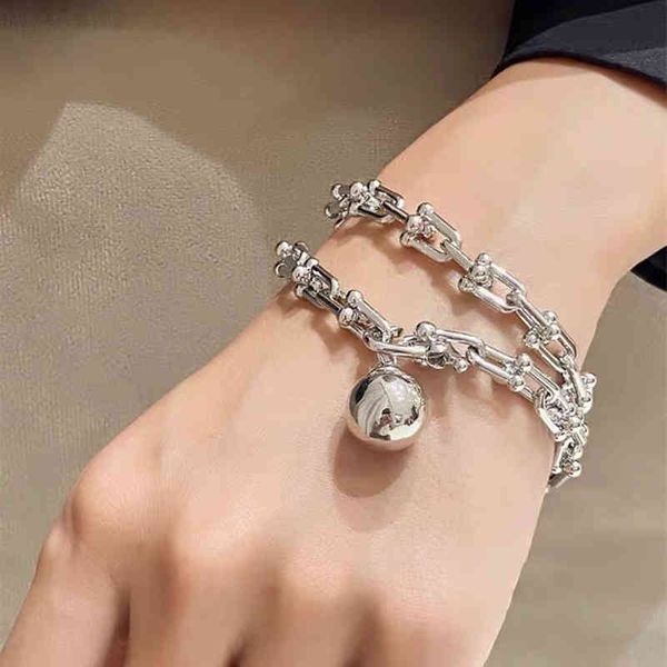 new product of classic ball lock 100% silver 1:1 original senior designer ms jewelry bracelet necklace logistics
new product of classic ball lock 100% silver 1:1 original senior designer ms jewelry bracelet necklace logistics