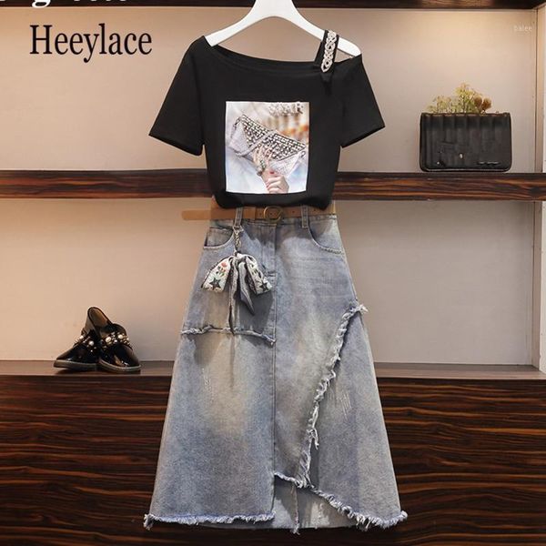 plus size set summer women slash neck bag pattern beaded black t-shirt + irregular mid-calf denim skirts 2 pcs set female suits1, White
plus size set summer women slash neck bag pattern beaded black t-shirt + irregular mid-calf denim skirts 2 pcs set female suits1, White