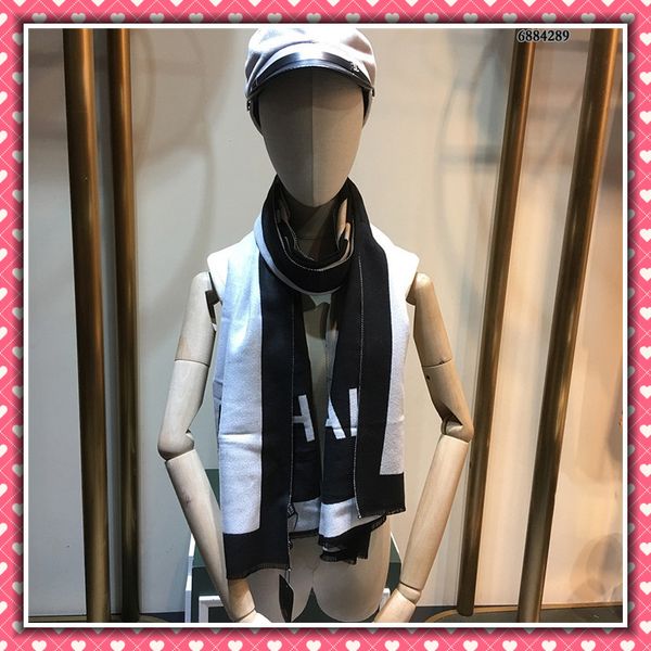 selling fashion latest ladies brand scarf designer high-end classic fashion style cashmere brand ladies scarf with gift box, Blue;gray
selling fashion latest ladies brand scarf designer high-end classic fashion style cashmere brand ladies scarf with gift box, Blue;gray