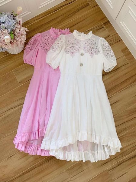 2021 mode summer female flower embroidered short sleeve diamonds white/pink elegant dress hi60, Black;gray
2021 mode summer female flower embroidered short sleeve diamonds white/pink elegant dress hi60, Black;gray