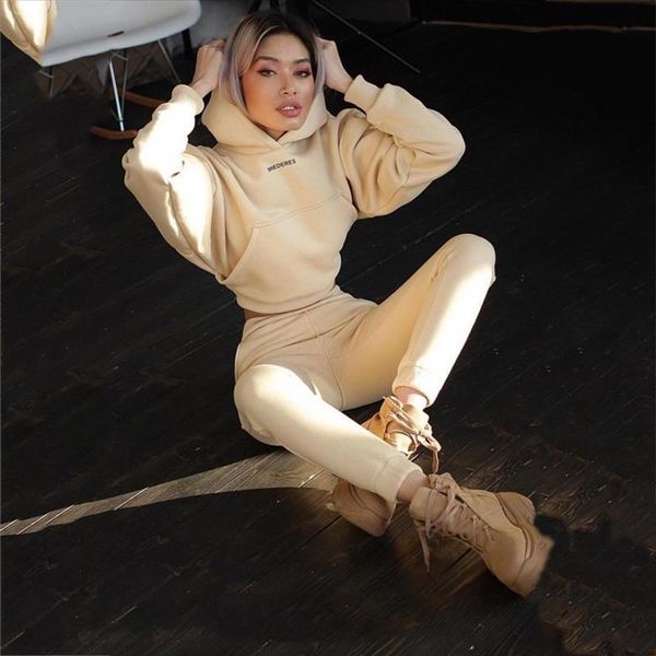 2021 autumn and winter new suit fashion casual loose sports long sleeved short wide leg pants suit women, Gray
2021 autumn and winter new suit fashion casual loose sports long sleeved short wide leg pants suit women, Gray
