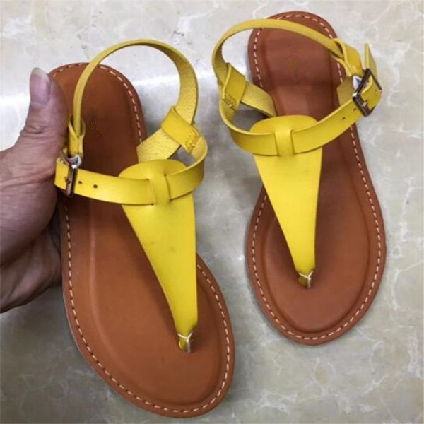 2022 beach womens sandals summer women flat shoes flat heel open toe flip flops buckle leather sandal large size 37-41, Black
2022 beach womens sandals summer women flat shoes flat heel open toe flip flops buckle leather sandal large size 37-41, Black