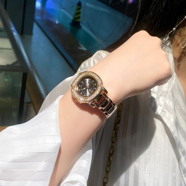 full diamonds, men's waterproof light luxury inlaid with english watch women's korean version of exquisite small public
full diamonds, men's waterproof light luxury inlaid with english watch women's korean version of exquisite small public