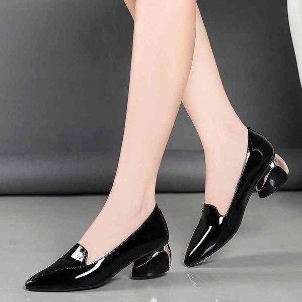 plus dress shoes size 34-42 office lady black patent leather pointed toe boat med heels pumps zapatos mujer 8412l1
plus dress shoes size 34-42 office lady black patent leather pointed toe boat med heels pumps zapatos mujer 8412l1