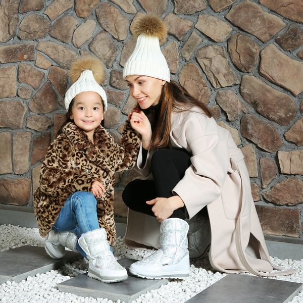 girls white shoes little princess winter nice looking mini snow size 25 to 41 hook and loop easy wearing boots lj201202, Black;grey
girls white shoes little princess winter nice looking mini snow size 25 to 41 hook and loop easy wearing boots lj201202, Black;grey
