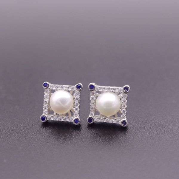 hengsheng s925 silver cross-border one product dropshipping square square fashion simple zircon pearl stud earrings womens earrings, Golden
hengsheng s925 silver cross-border one product dropshipping square square fashion simple zircon pearl stud earrings womens earrings, Golden