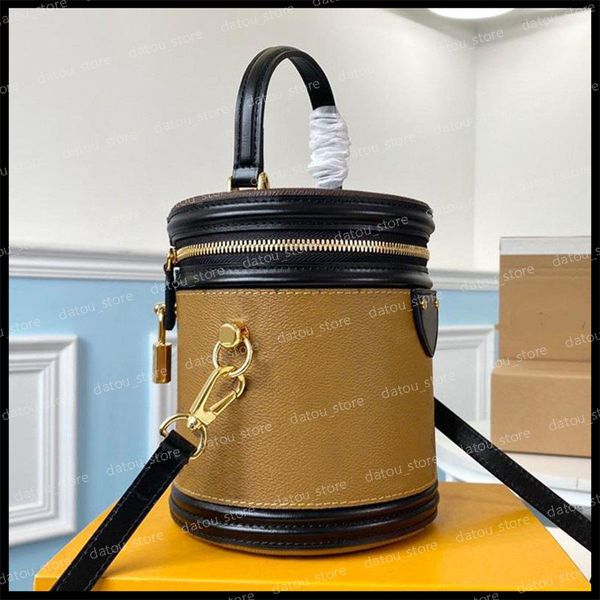 tote bag women luxurys designers bags handbags purses fashion cannes cylinder tote shoulder bag designers crossbody bag wallet solds
tote bag women luxurys designers bags handbags purses fashion cannes cylinder tote shoulder bag designers crossbody bag wallet solds